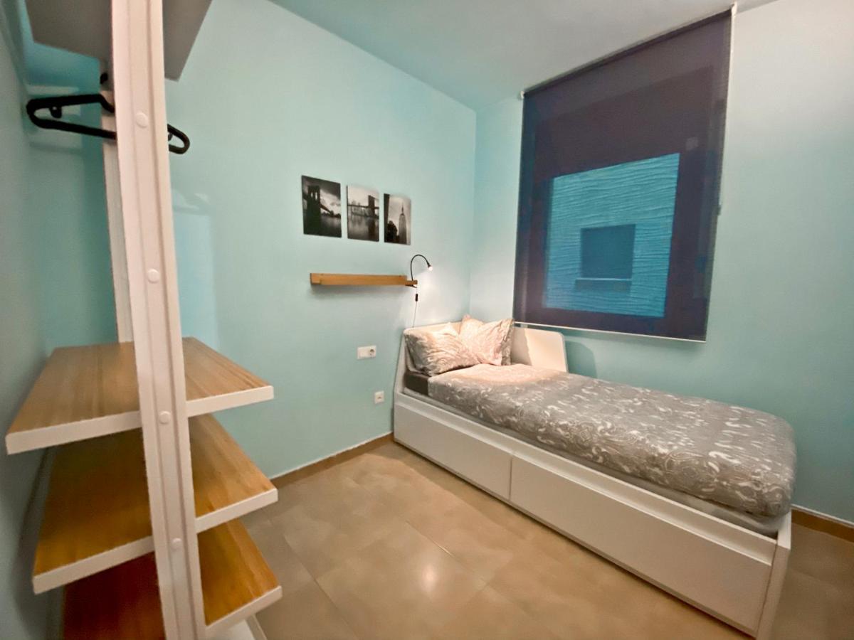 Urban Manresa-City Center Apartment With Balcony Exterior foto