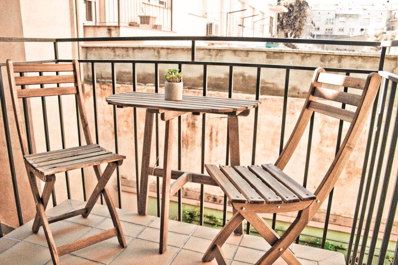 Urban Manresa-City Center Apartment With Balcony Exterior foto