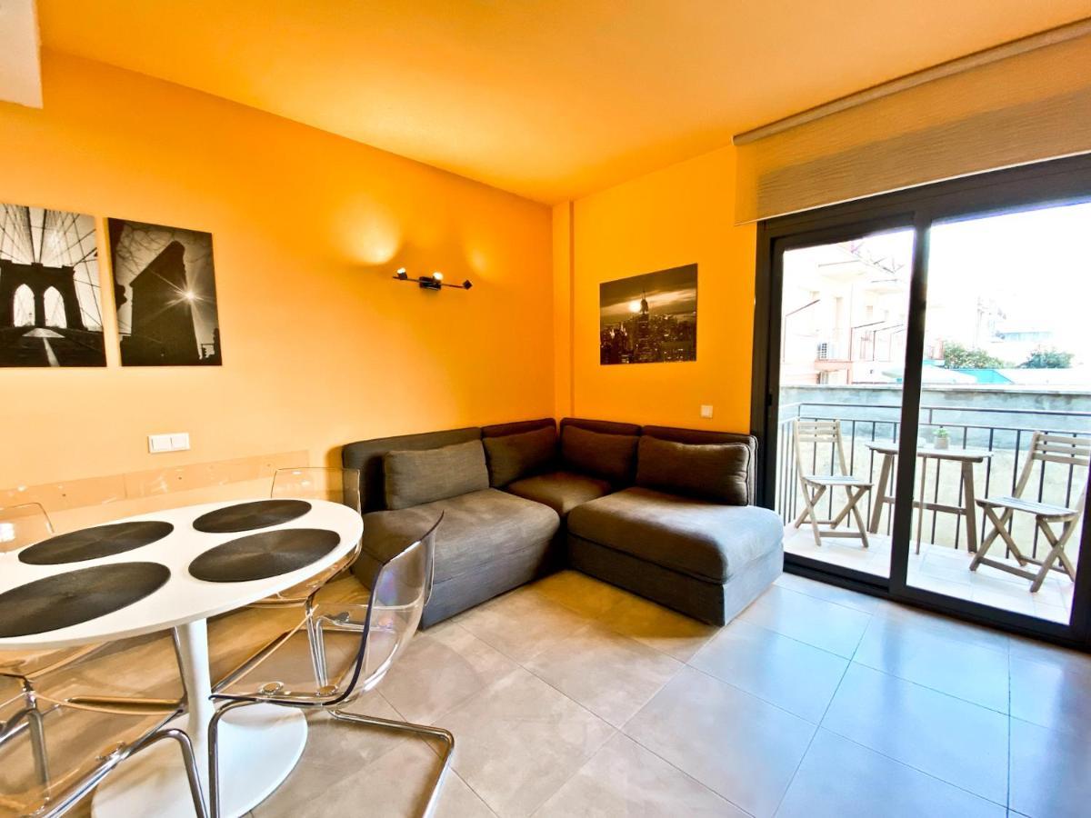 Urban Manresa-City Center Apartment With Balcony Exterior foto