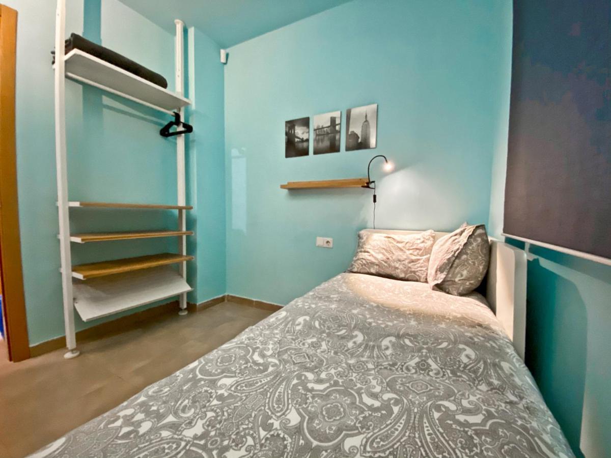 Urban Manresa-City Center Apartment With Balcony Exterior foto