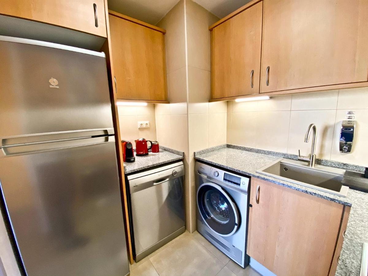 Urban Manresa-City Center Apartment With Balcony Exterior foto